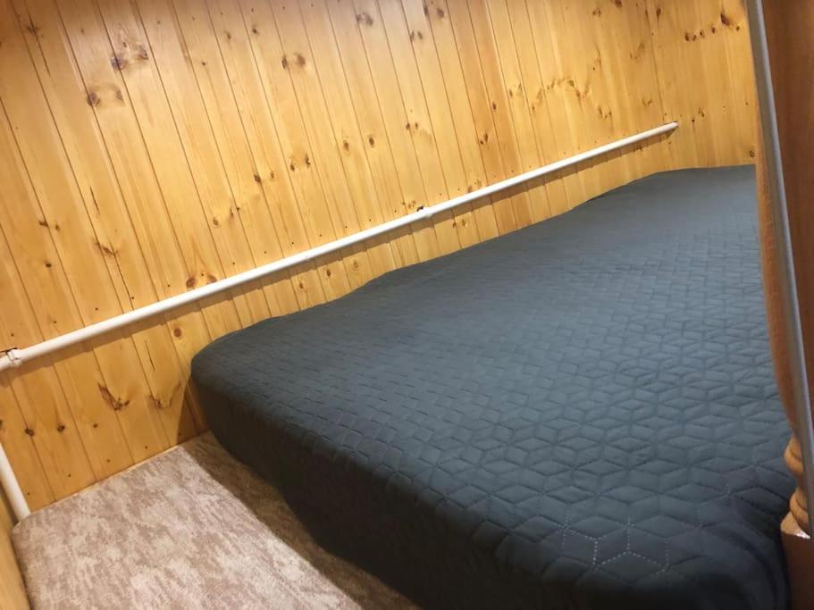 Mora Apartman 3. Kiskunfelegyhaza Exterior photo